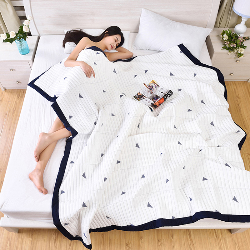 Chăn drap gối nệm bẩn sẽ rước nhiều bệnh nguy hiểm vào thân